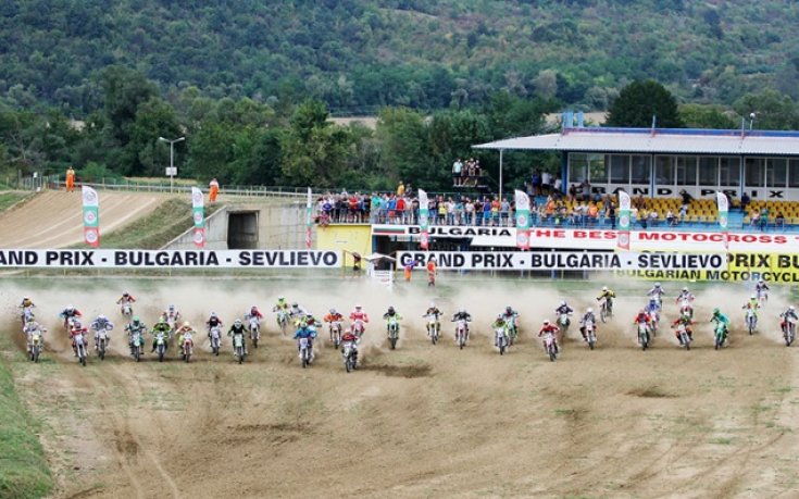 Рекорден брой мотокросисти стартират в Севлиево