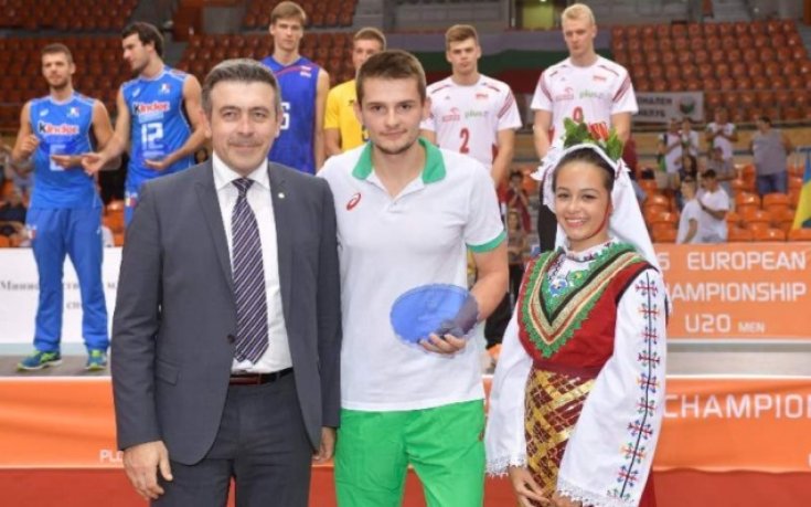 Играч на Виктория Волей замина за Мадрид