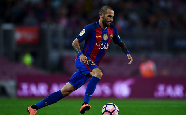 Футболистът на Барселона Алеиш Видал е получил разрешение от спортно техническия