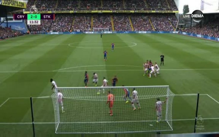 Стоук е в тежък нокдаун след втори удар от Палас