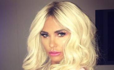 Скандалната Кати Прайс с горещи секс-истории с играч на Ливърпул