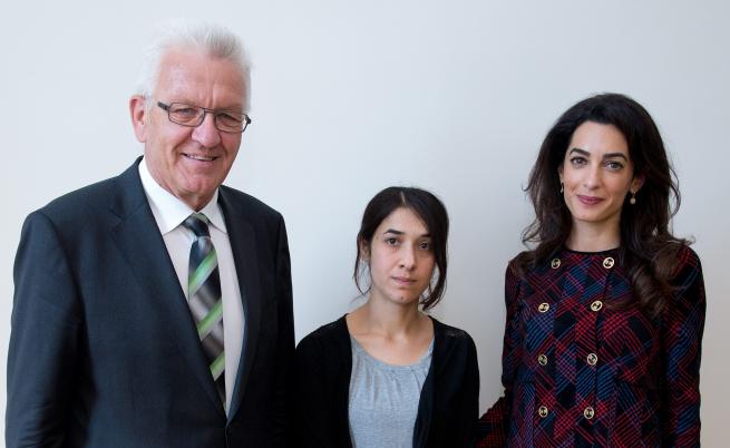  Надия Мурад с Амал Клуни 