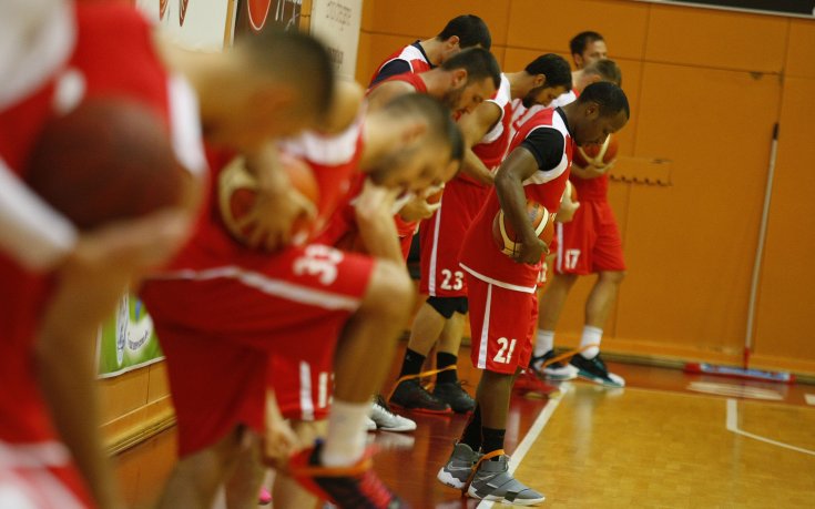 Лукойл среща Газиентеп в контрола