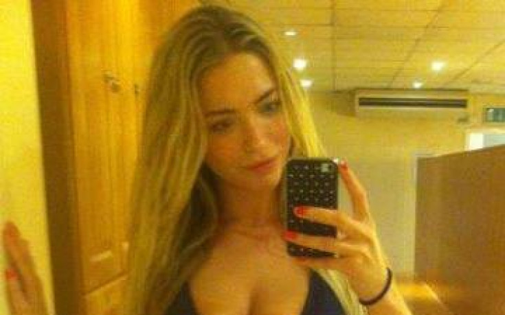 СНИМКИ: Най-тъжната фенка тази седмица