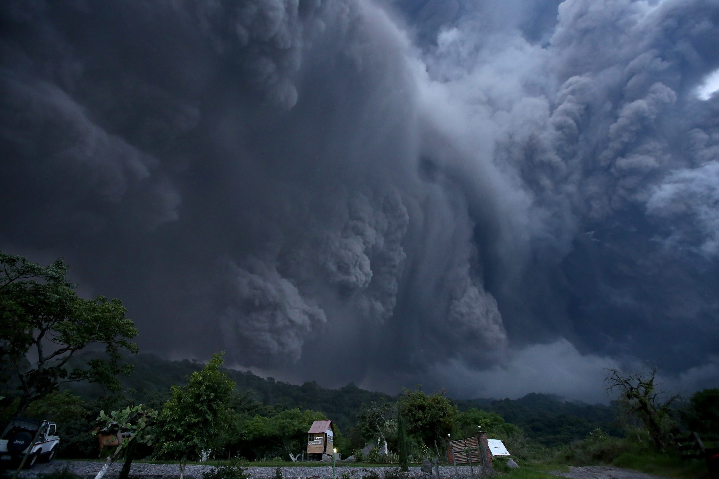 Вулканът Колима е най-активният в Мексико. За последните 450 години той е изригвал най-малко 40 пъти. Едно от най-силните му изригвания е било на 6 юни 2005 г.