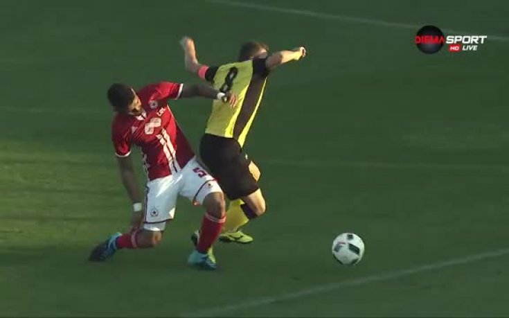 Неделев падна за дузпа, имаше ли такава?