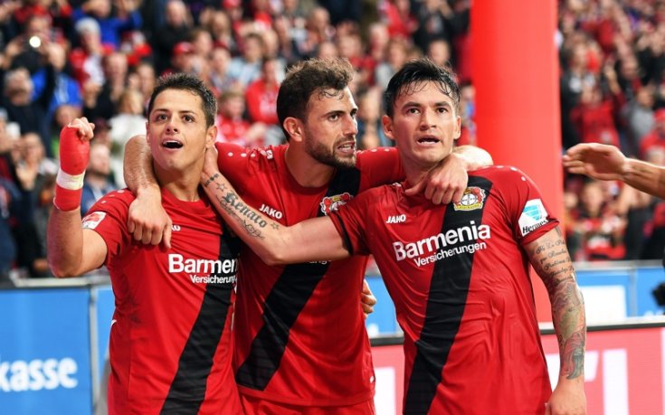 Байер спря Дортмунд в Бундеслигата