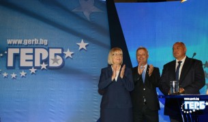 Цачева е предложение лично на Борисов