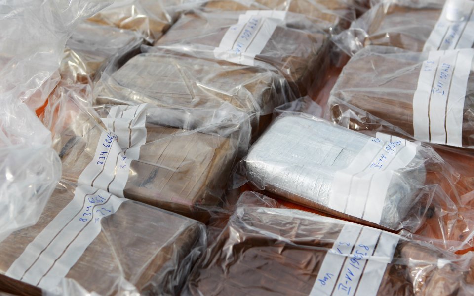 Арестуваха бивш колумбийски национал с кило кокаин