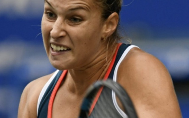 Цибулкова отпадна на полуфинал в Санкт Петербург
