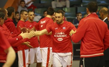 Лукойл чака израелци за начало в Купата на ФИБА Европа