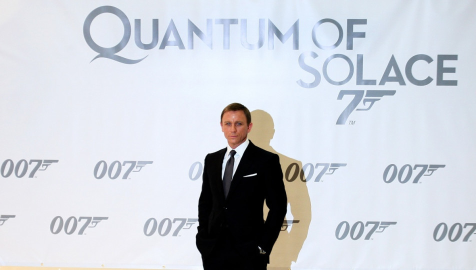 През 2005 г. той получава ролята на Агент 007.