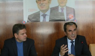 Пламен Орешарски (вляво) и Данаил Папазов