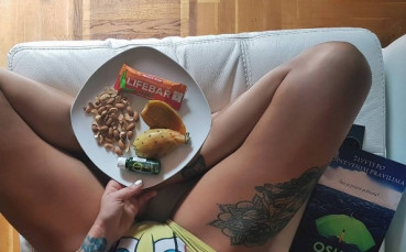 СНИМКИ: Фитнес фурия смени баскетбола с модата