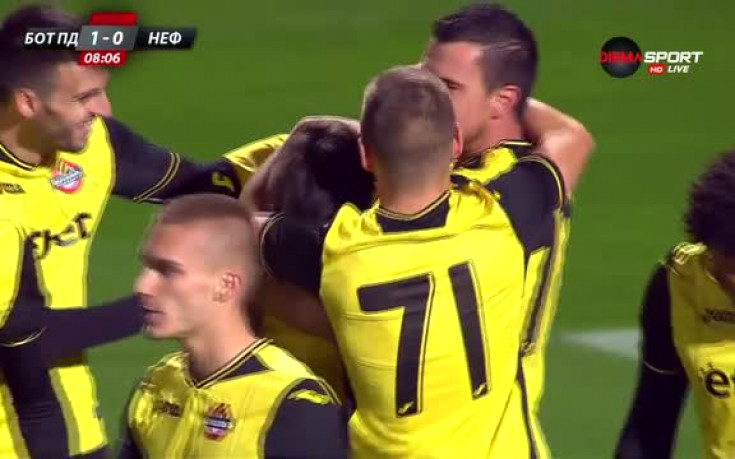 Национал даде аванс на Ботев за Купата