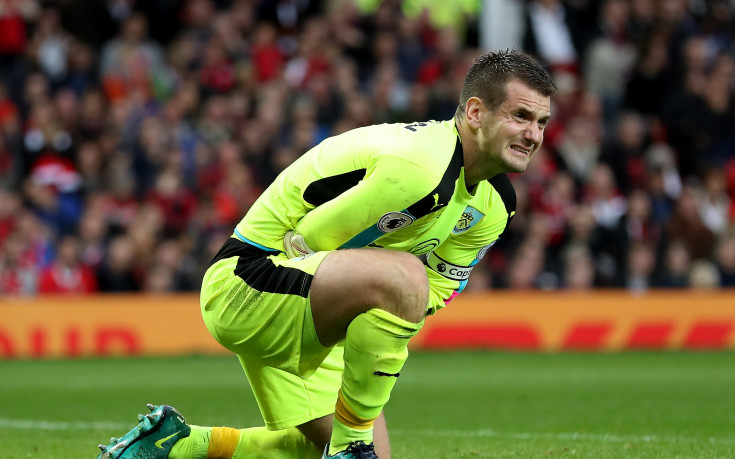 Героят на Бърнли: Ибрахимович почти ми счупи ръката