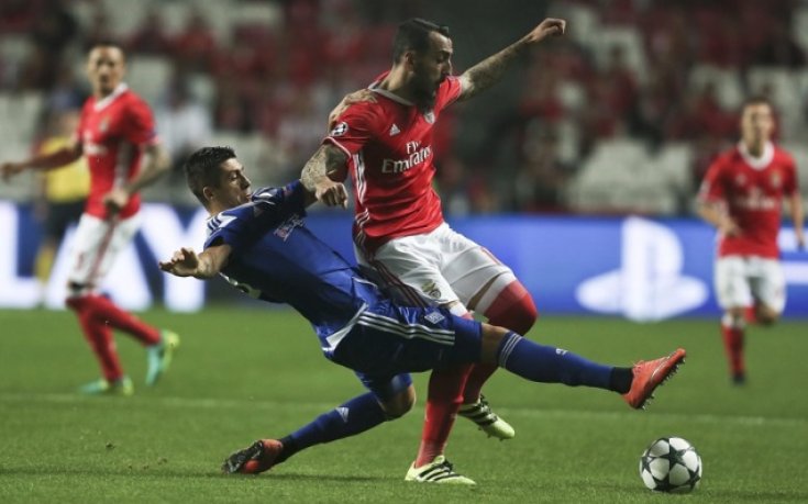 Бенфика излъга Динамо, бори се за първото място