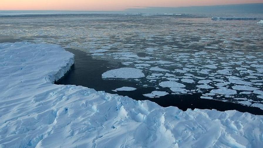 Топенето на ледници в Антарктика е необратимо