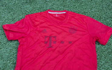 Вижте уникалните екологични фланелки на Байерн