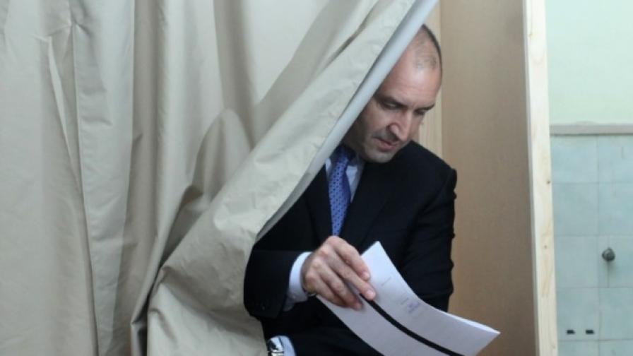 Румен Радев пуска гласа си