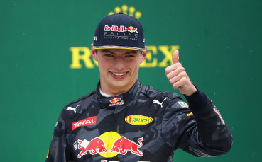 Босът на Ред Бул: Ферстапен се доближи до Сена и Шумахер