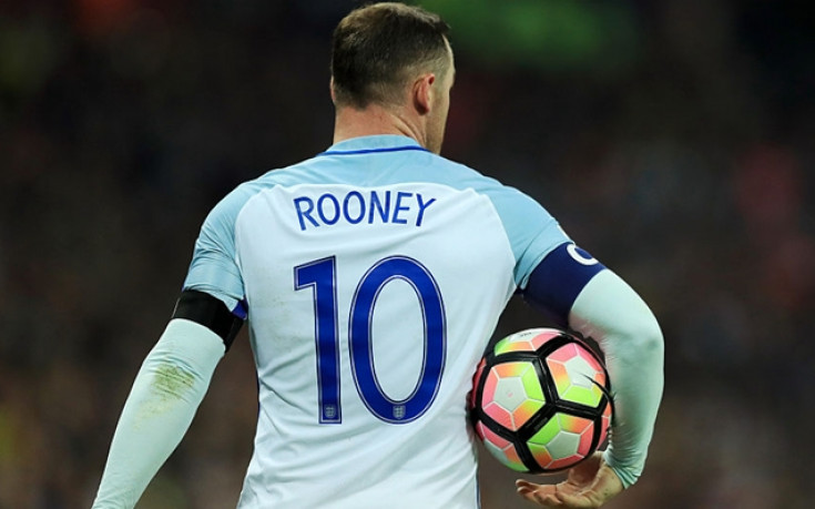 Разследват случая с пияния Уейн Рууни