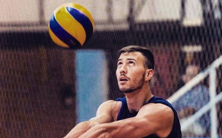 В Гърция преквалифицираха разпределителя Чоно Пенчев в диагонал