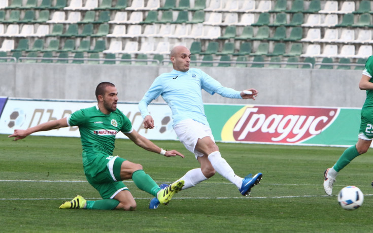 Дунав не бави дълго Нефтохимик, разби го с три бързи