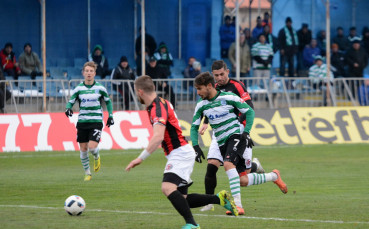 Вратари и рефери се дъниха за хикс между Морето и Локо ГО