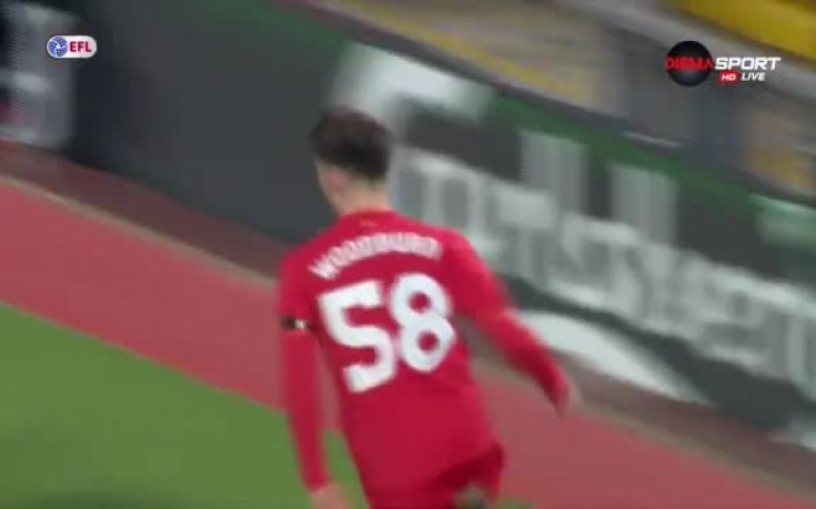 17-годишен с историческо попадение за Ливърпул срещу Лийдс