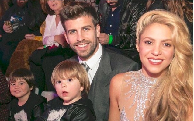 Футболистът на Барселона Жерар Пике и певицата Шакира отрекоха появилите