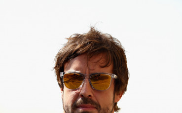 Шефът на Мерцедес: Трябва да имаме предвид Фернандо Алонсо