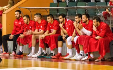 Лукойл приема Бенфика в зала 