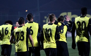 Четирима отстранени в Ботев