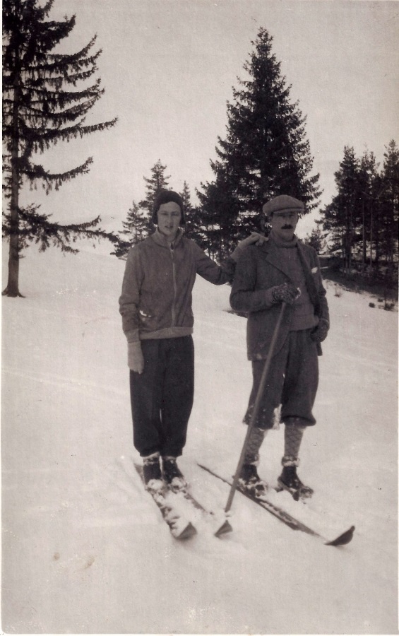 Цар Борис и царица Йоанна на ски в Чамкория
