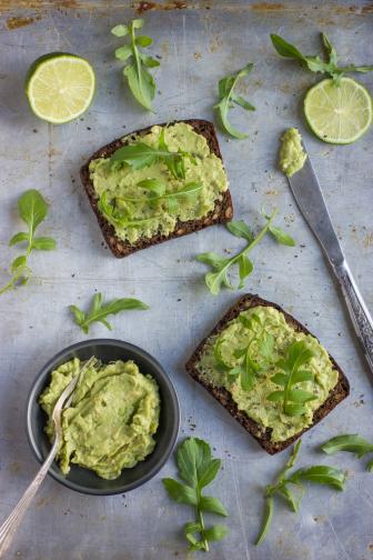 храни алкохол махмурлук