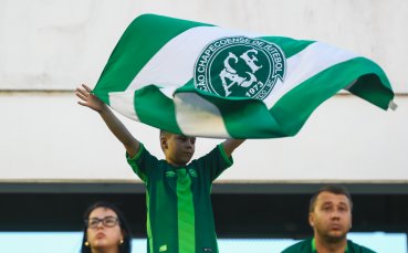 Шапе продължава със селекцията, аржентинец пред трансфер