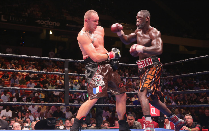 Дюопа е със счупен нос след боя с Поветкин