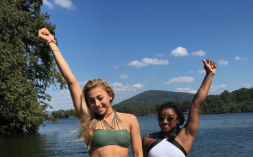 Facebook.com/Simone Biles