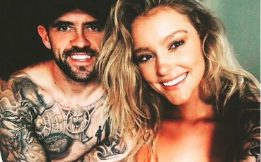 Дани Ингс се развихри с приятелката си, забрави за тренировките