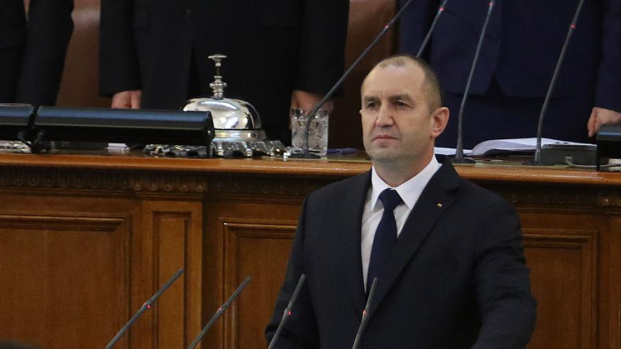 Избраният за президент Румен Радев положи на 19 януари клетва пред Народното събрание
