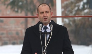 Румен Радев доказва, че не е Путински човек