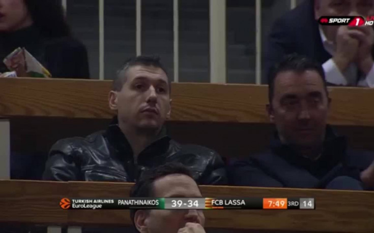 Легенда на кадем за ПАО срещу Барселона