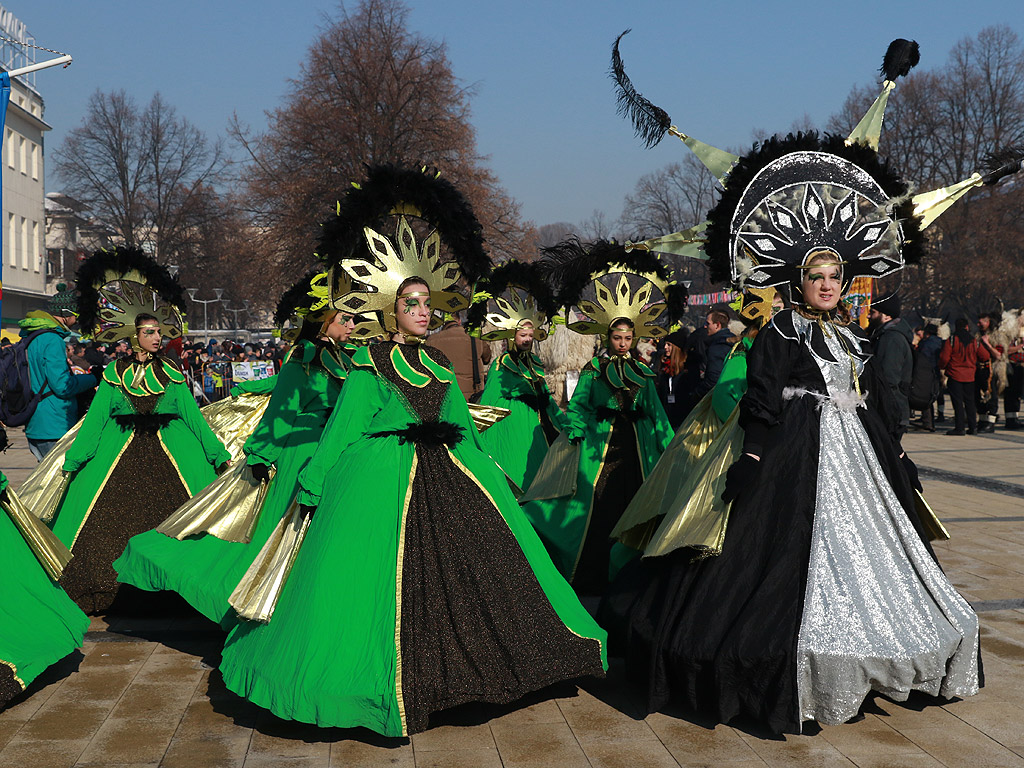 Фестивала Сурва в Перник