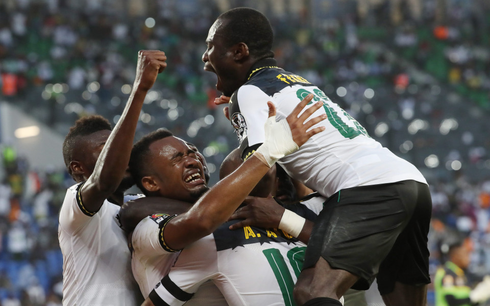 Братята Аю класираха Гана на полуфинал за Купата на Африка
