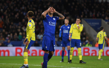 Нова драма: Играч на Лестър също отказа да играе