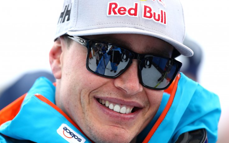 35-годишен ветеран триумфира в Супер Г