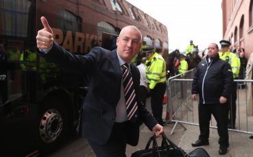 Целият мениджърски щаб на Рейнджърс хвърли оставки