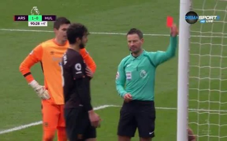 Дузпа, червен картон и втори гол на Санчес за Арсенал