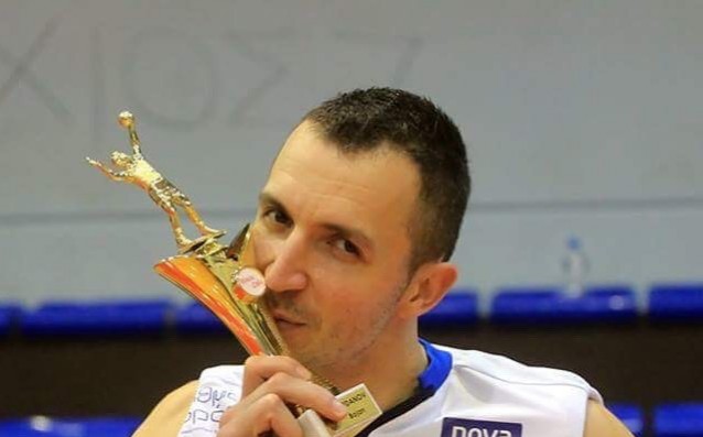 Боян Йорданов и Фойникас Сирос победиха с 3:0 (25:18, 29:27,